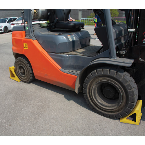 KI307 Iron Wheel Chocks