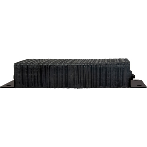 KI325 Butoirs de quai lamell&eacute;s, Horizontal, Caoutchouc, 24" la x 4" p x 12" h