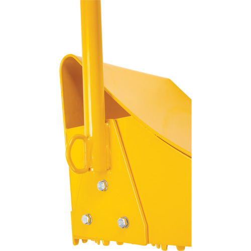KI333 Ice Chock with Ergonomic Handle, Steel, Yellow, 8-1/16" W x 10-5/8" D x 8-13/16" H