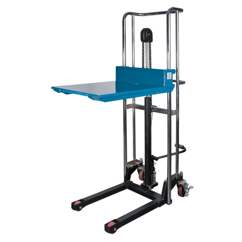MN397 Gerbeur hydraulique &agrave; plateforme, M&eacute;canisme Pompe au pied, Capacit&eacute; de 880 lb, Levage max de 60"