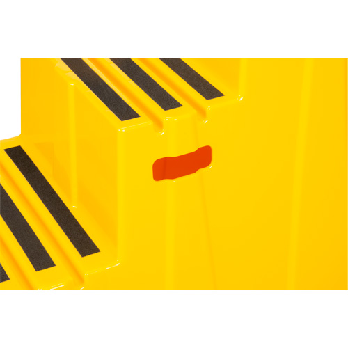 MP772 Escabeau industriel, 3 marches, 34-13/16" x 22-7/16" x Hauteur 28-1/2"