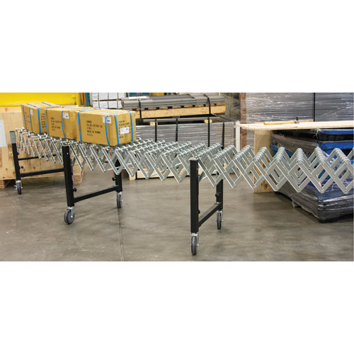 MQ044 Expandable Conveyor, 18" W x 12' L, 200 lbs. per lin. ft. Capacity