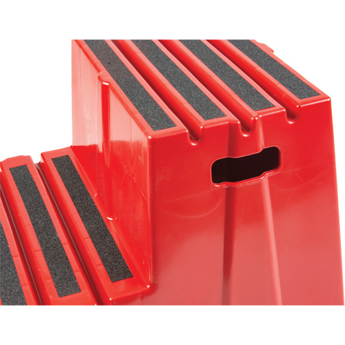 MQ202 Escabeau industriel, 2 marches, 26" x 22-7/16" x Hauteur 19-11/16"