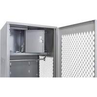 FN466 Casier pour &eacute;quipement avec porte, Acier, 24" la x 24" p x 72" h, Gris