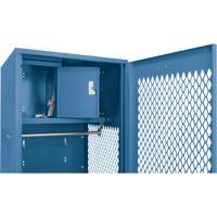FN714 Casier pour &eacute;quipement avec porte, Acier, 24" la x 18" p x 72" h, Bleu fonc&eacute;