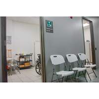 Folding Chairs, Polyethylene, White, 350 lbs. Weight Capacity ON602 | KLETON