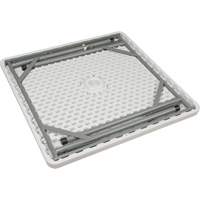 OQ714 Table pliante, Carr&eacute;e, 34" l x 34" la, Poly&eacute;thyl&egrave;ne, Blanc